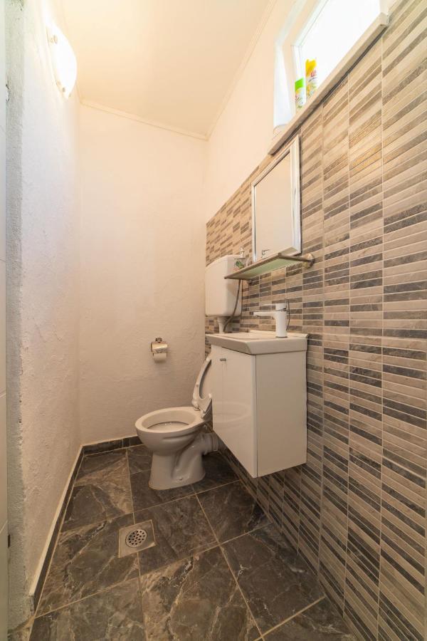 Apartment Livaja Кастель-Нови Экстерьер фото